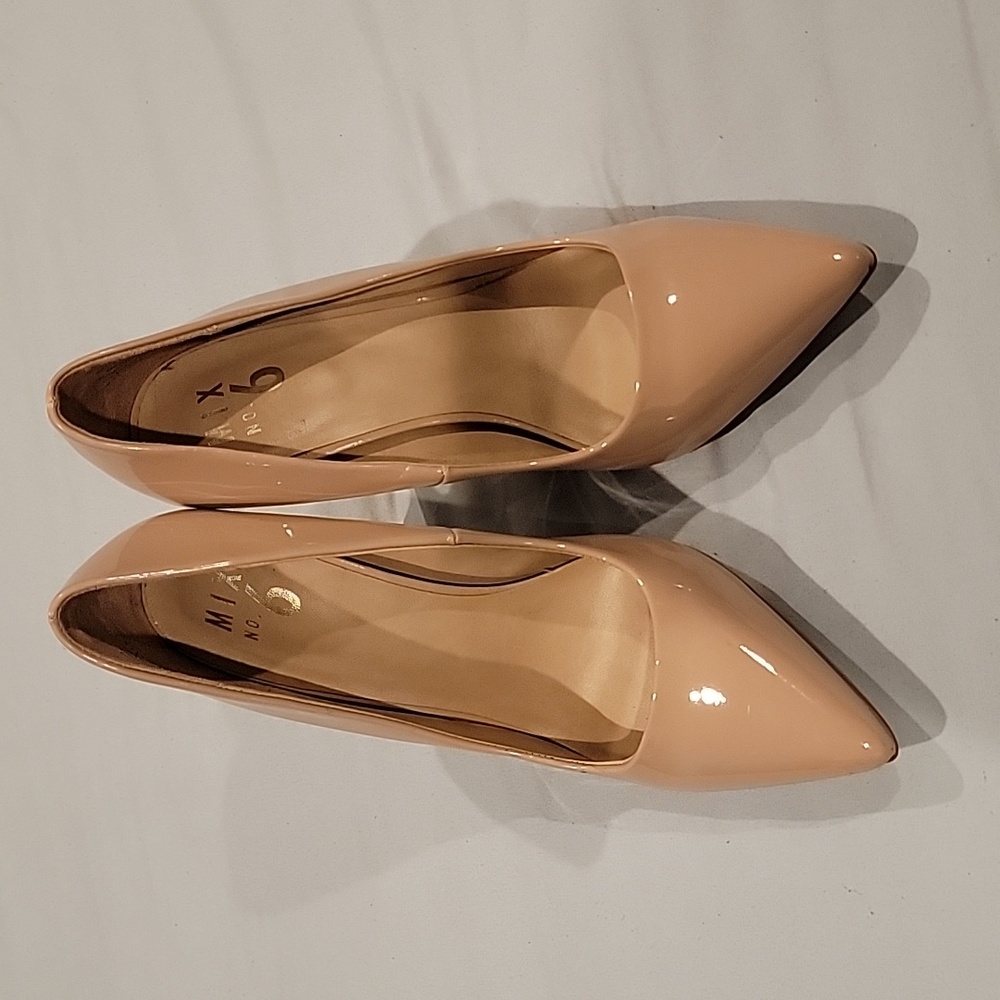 Tan heels